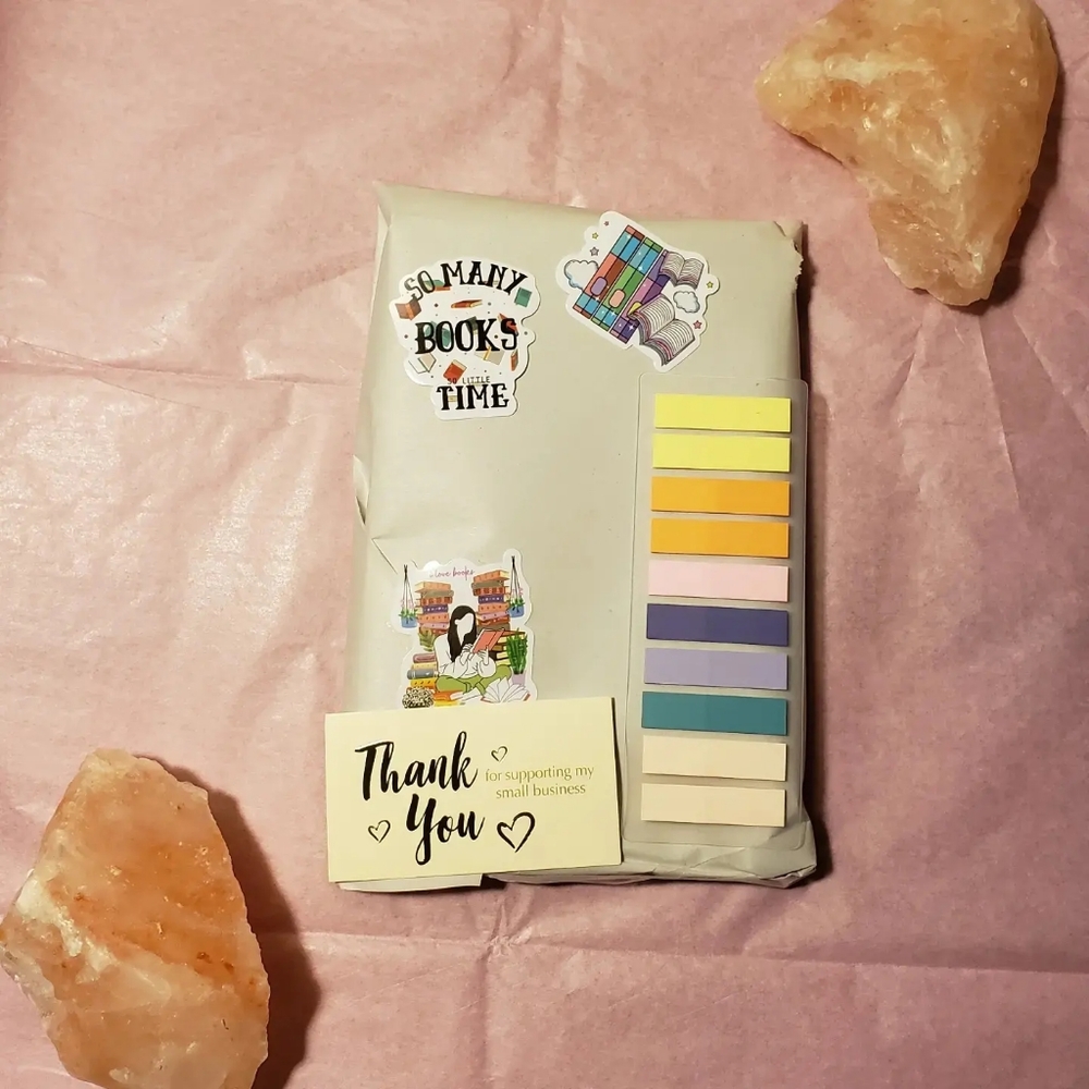 Blind date with a book! Go check out emmabearsbooks on Etsy!